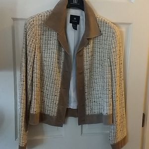 Tweed jacket with suede trim